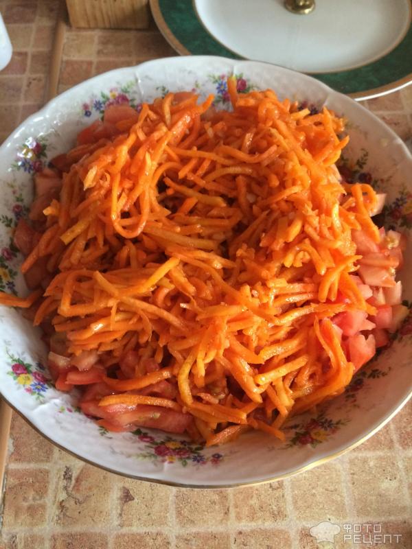 Салат Яркий с корейской морковкой фото