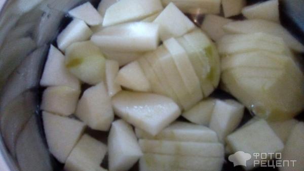 Блинчики на йогурте и кефире с начинкой из свежего яблока фото