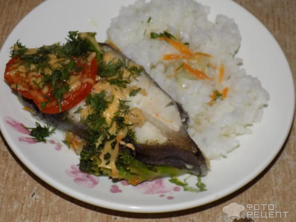 Рыба запеченная с овощами фото