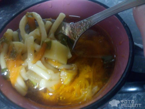 Вермишелевый суп на курином бульоне фото