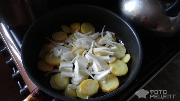 Картофель, жареный с беконом фото