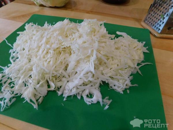 Салат из свежей капусты с огурцами фото