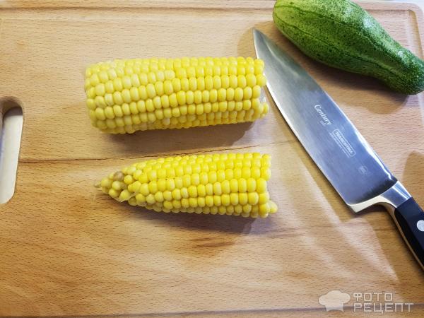 Срезаем с кукурузы зерна