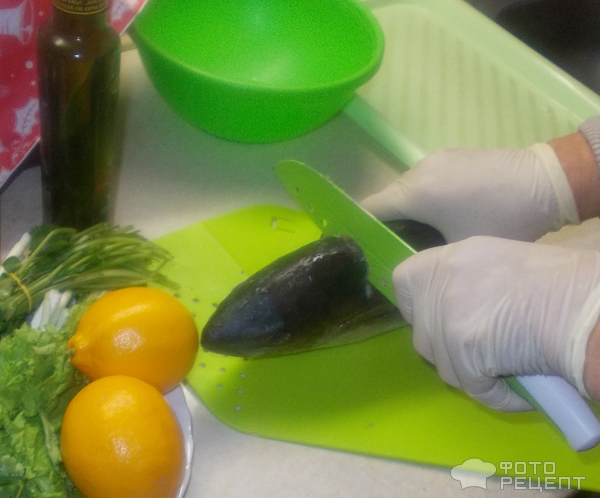 Шашлык из сериола (рыба) в лимонно-тархуновом маринаде на бамбуковых шпажках в духовке! фото