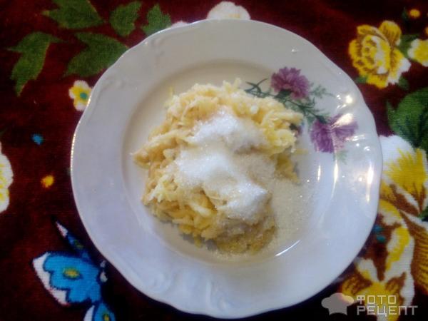 яблоко с сахаром