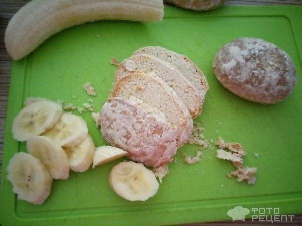 Вкуснейшие пряниковый торт с бананами фото
