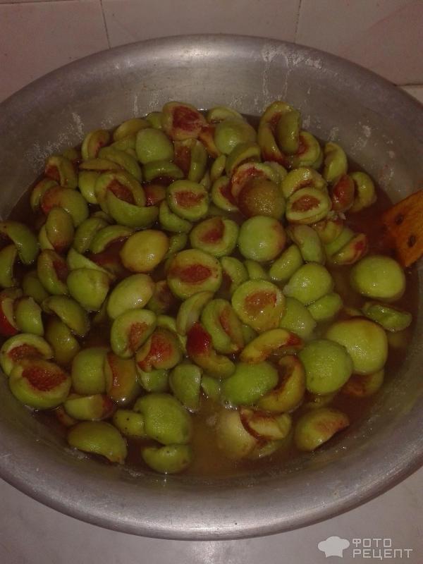 Варенье из зеленых персиков фото