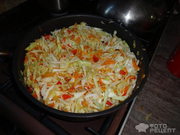 Капуста тушеная с овощами фото