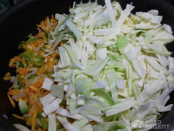 Капуста тушеная с овощами фото