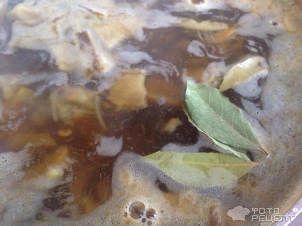 Суп-лапша с белыми грибами фото