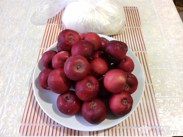 Варенье из осенних крымских яблок Джерамини фото
