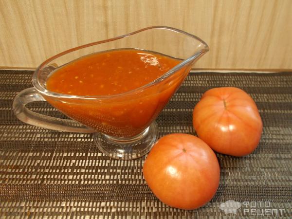 Соус томатный с чесноком фото