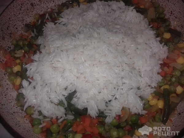 Курица, запеченная в духовке с рисом по-мексикански фото