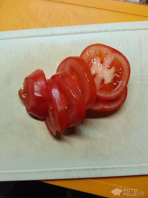 Куриная грудка фаршированная помидорами и сыром фото
