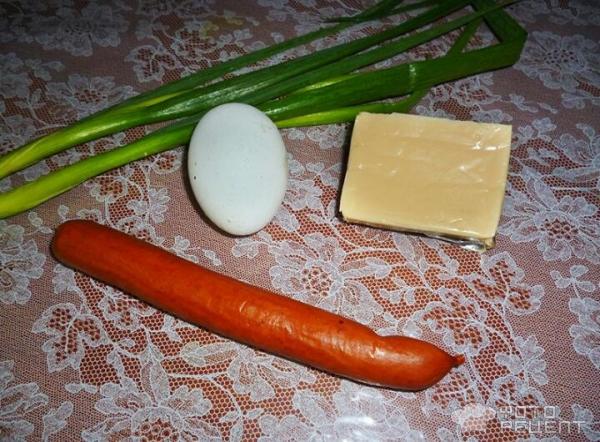 Для яичных блинчиков лучше использовать именно плавленый сыр, так как блинчики очень нежные.