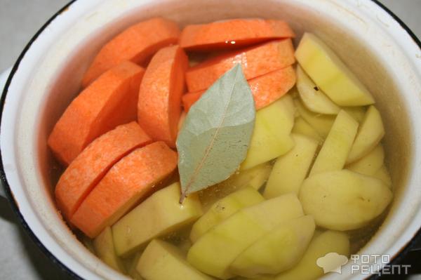 Запеканка картофельно-морковная с куриным мясом