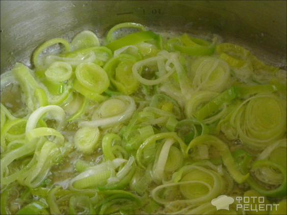 Крем-суп со шпинатом и сливками фото
