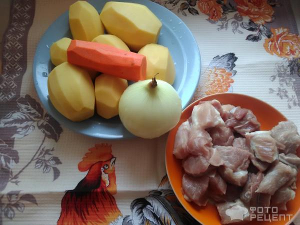 Свинина с овощами в горшочках фото