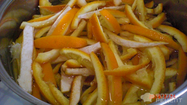 Апельсиново-лимонные цукаты из корок для оформления десертов фото