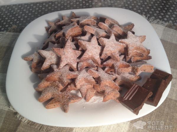 Песочное шоколадное печенье Звездочка фото