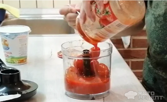 Вкуснейшая курочка в сметанно-томатном соусе фото