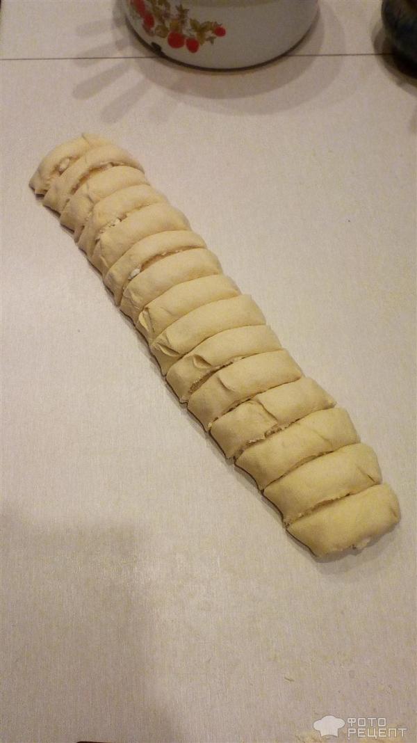 Сладкие булочки с творожно-сырной начинкой фото