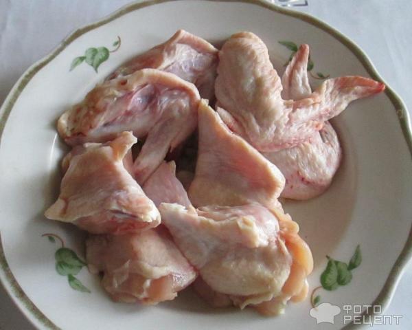 куриные крылышки с рисом и куркумой