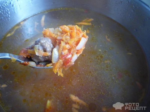 Суп из мясных фрикаделек с овощами и рисом фото