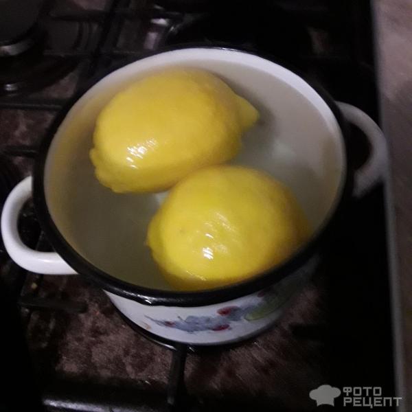 Лимонный-апельсиновый мусс в шоколадной корзиночке фото