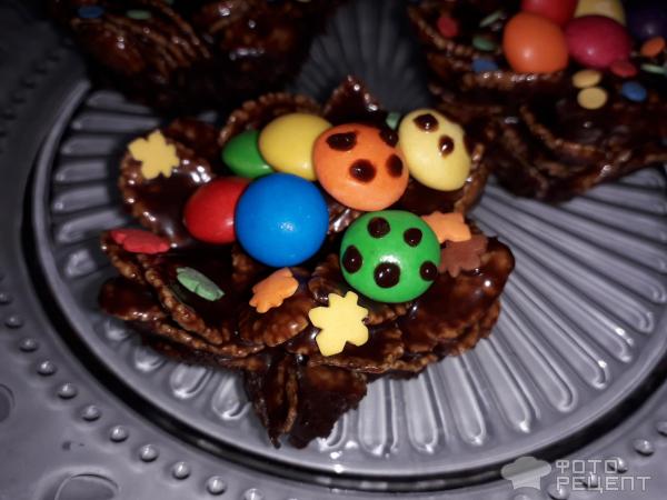 Пасхальные шоколадные гнезда фото
