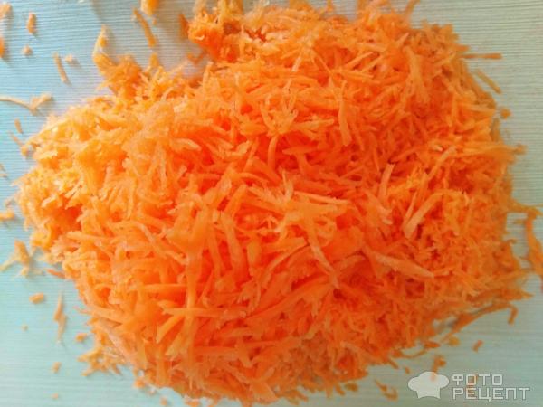 морковь мелко натираем