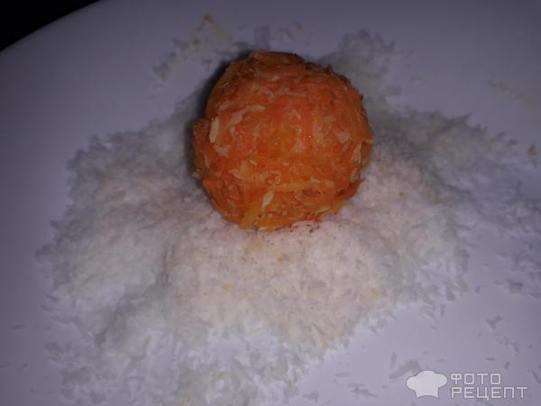 Конфеты Морковные раффаэлло фото