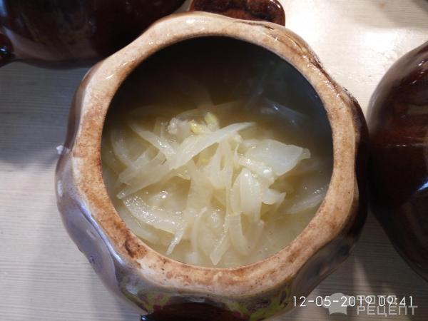 Луковый суп с гренками фото