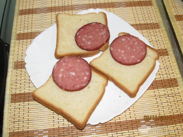 Теплый бутерброд Для завтрака фото