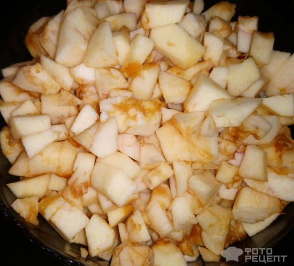 Пирог Шарлотка с яблоками фото