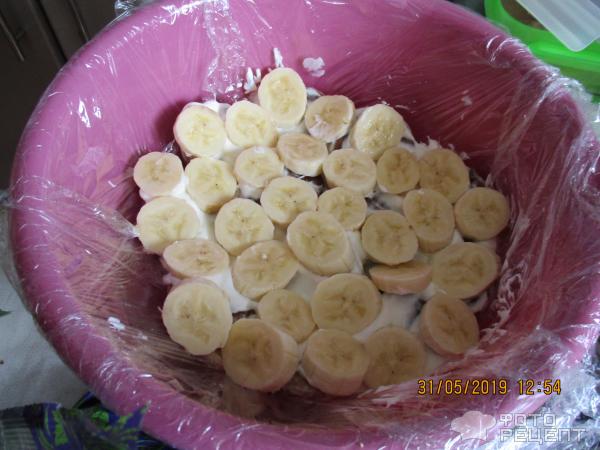 Торт с бананами из пряников фото