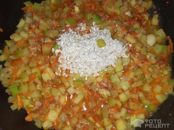 Овощное рагу с кабачком и рисом фото