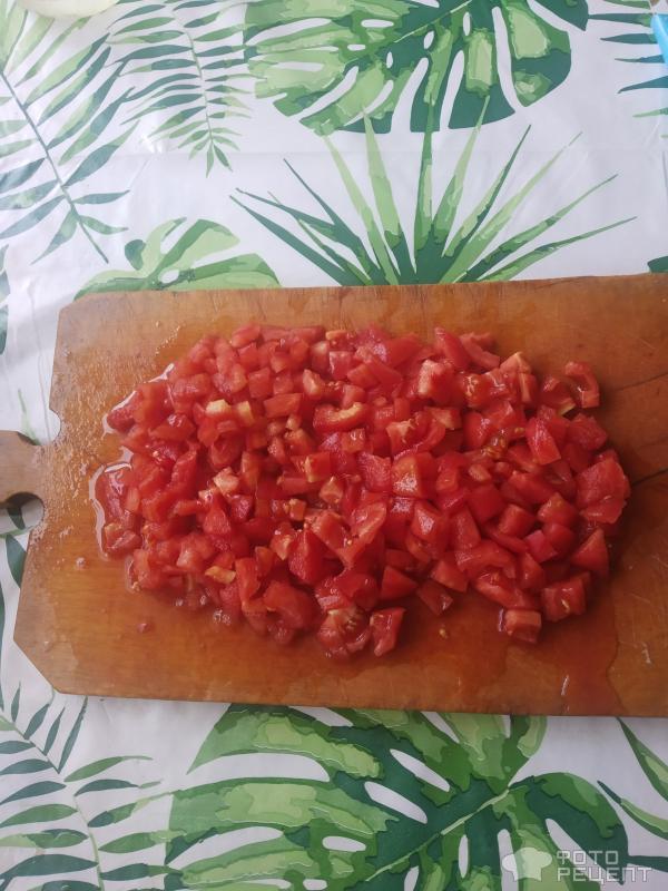 Вкусное тушеное мясо с картофелем и томатами фото
