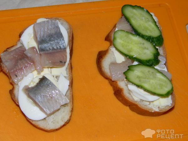 Бутерброды с селедкой фото