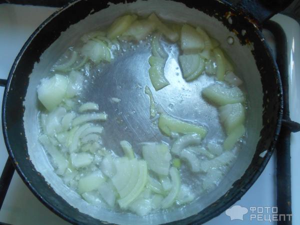 Суп с замороженной горбушей и овощами фото