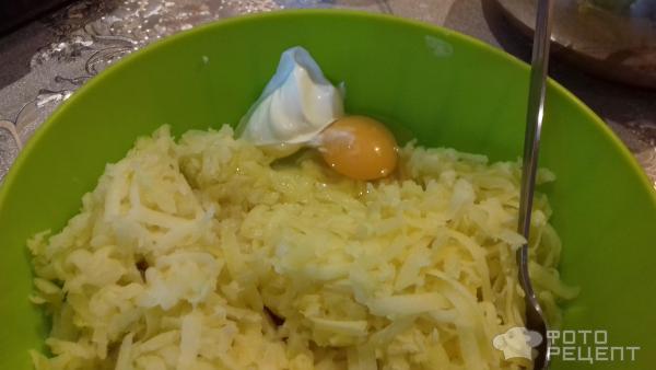 Запеканка из куриной грудки и картофеля под сливочным соусом, с сырной корочкой фото