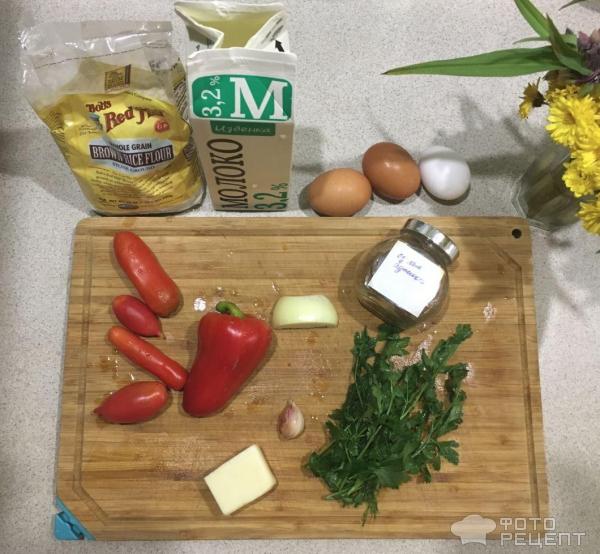 перец, помидор, сыр, зелень, молоко, мука, яйца и пр. продукты для рецепта