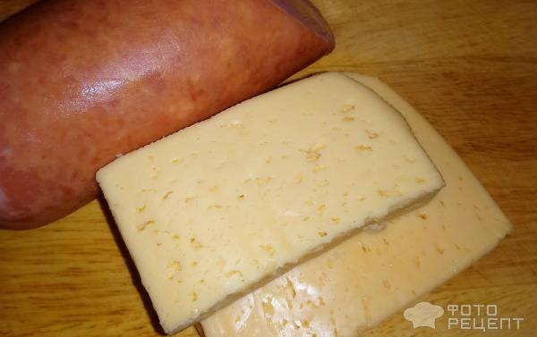 Ветчина с сыром в слоеном тесте фото