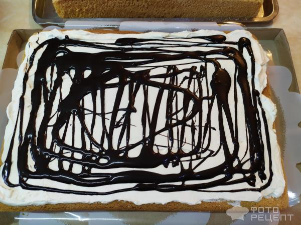 Торт бисквитный на День Рождения фото