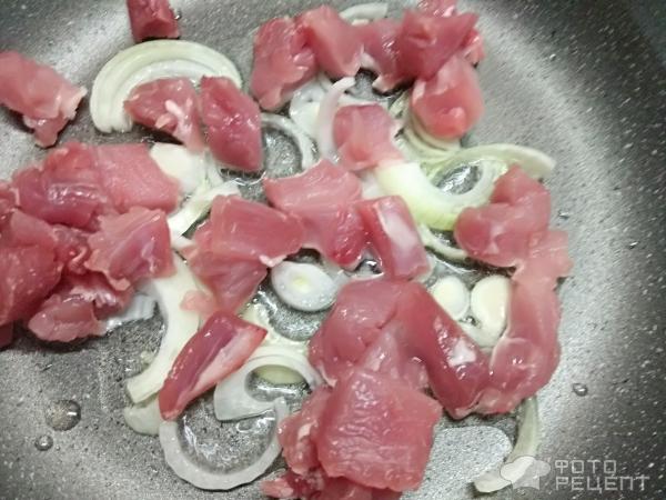 Жаркое из свинины с грибами | Рецепт жаркого из свинины с фото | Жаркое на сковороде на баштрен.рф