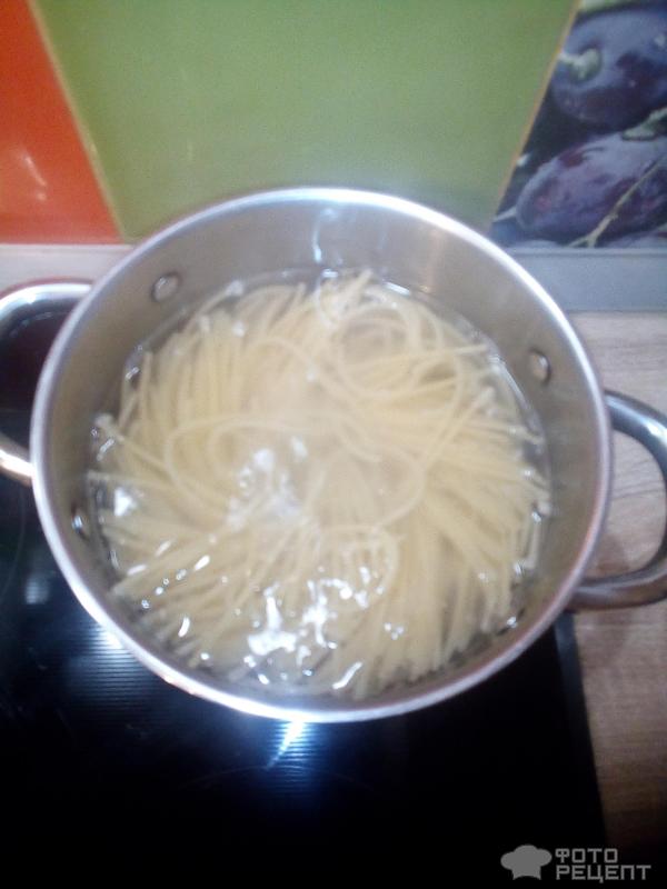 Вареные спагетти фото