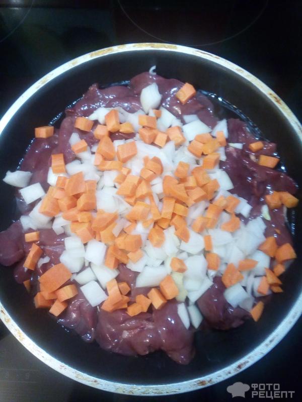 Салат из куриной печени с морковью