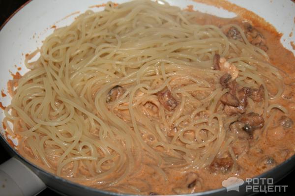 Спагетти со сливочной курицей