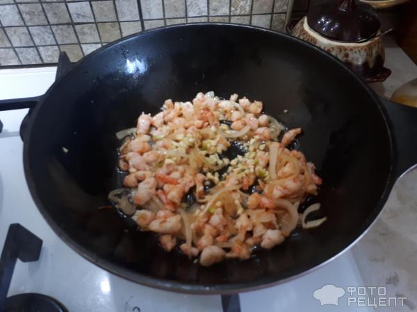 Тёплый салат с морской капустой