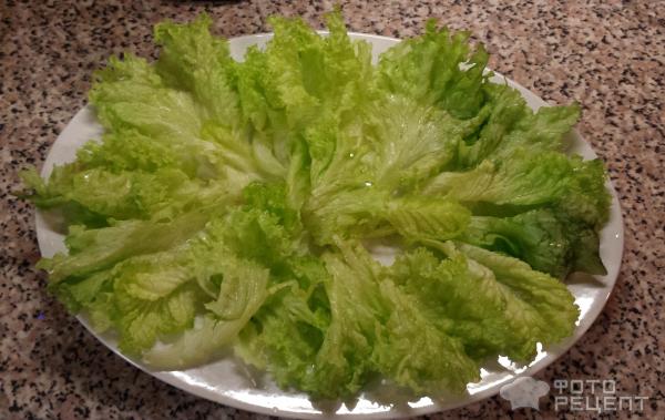 Легкий салат с креветками фото